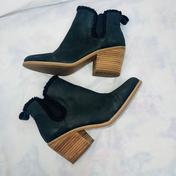 Toms Everly Faux Shearling Trim Black Block Heel Chelsea Boot Size 8.5 - Picture 10 of 12